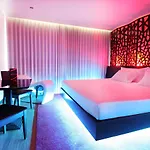 Silk Motel 3*