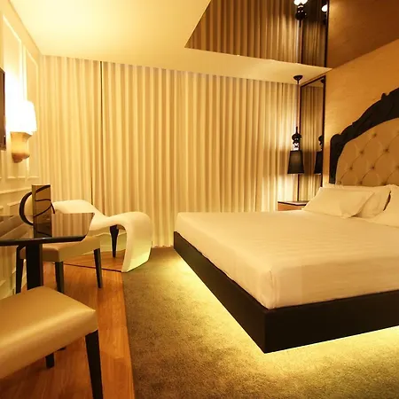 Silk Motel Pedroso